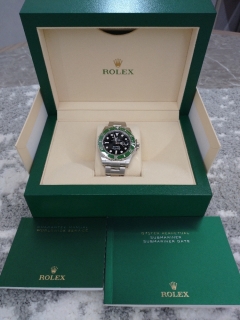 ロレックスサブマリーナ126610LV