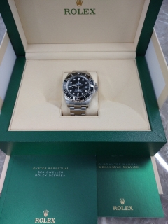 ロレックスシードゥエラー・ディープシー136660