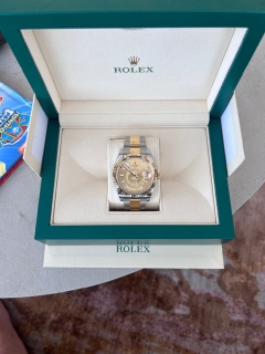 ロレックススカイドゥエラー336933